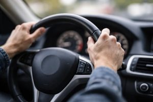 Volant qui Tremble : Pourquoi et Que Faire ?